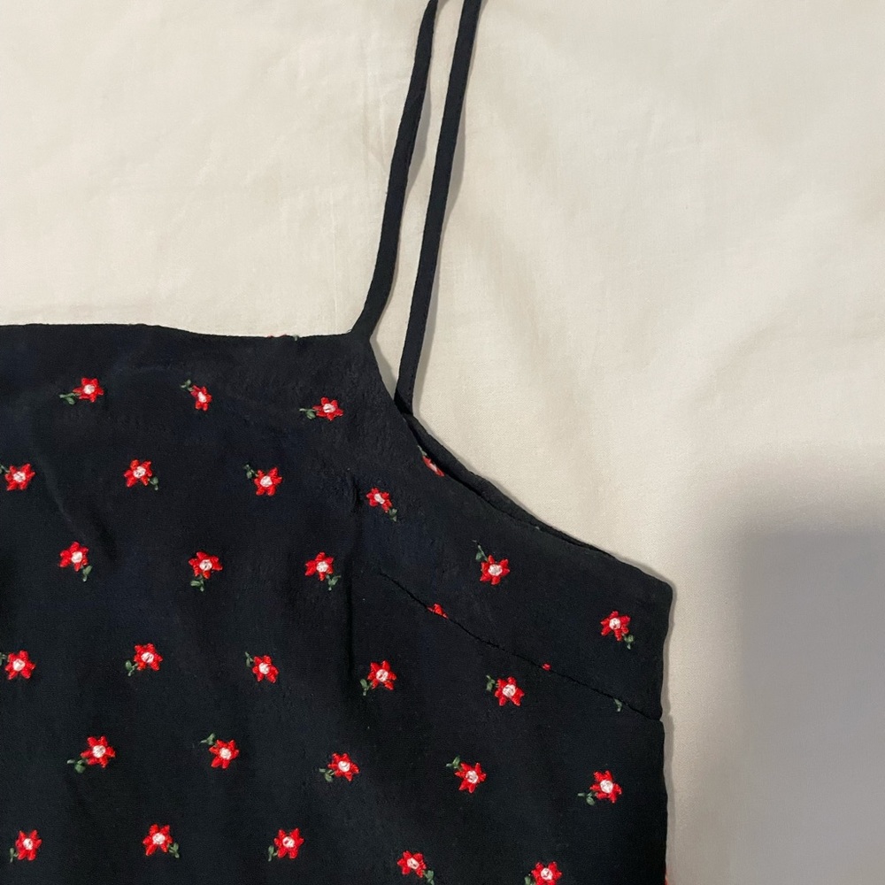 Brandy Melville crop tank